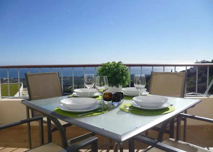 Fine Duplex With Stunning Sea Views *