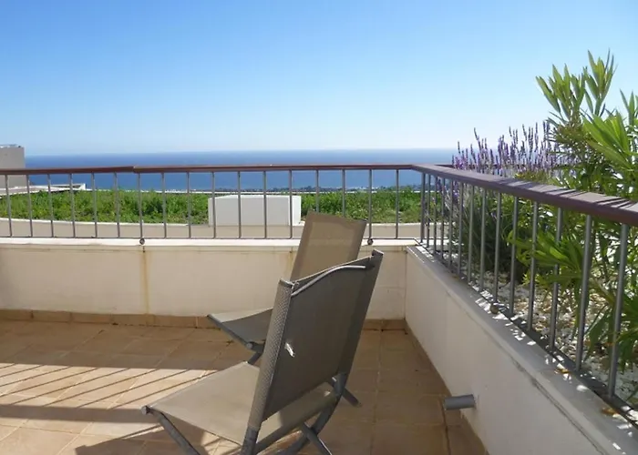 Fine Duplex With Stunning Sea Views Апартаменти
