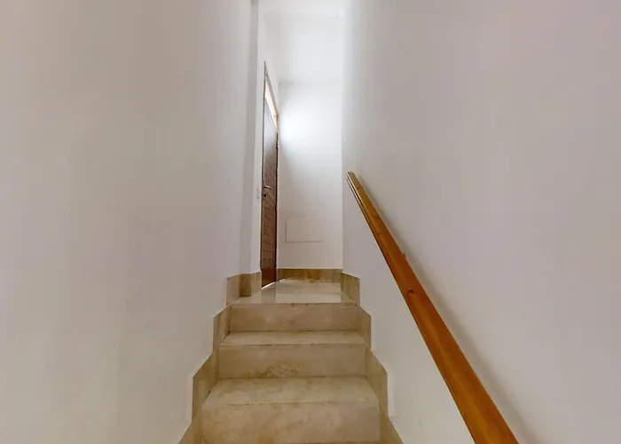 Fine Duplex With Stunning Sea Views Апартаменти *