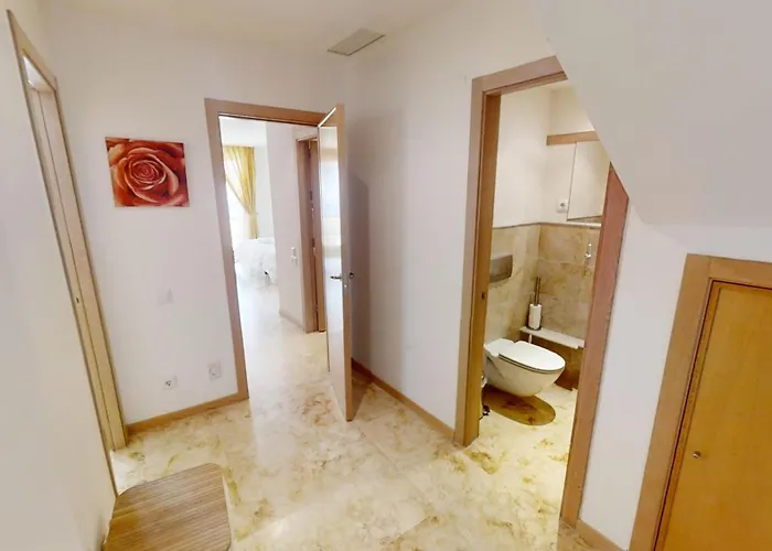 Апартаменти Fine Duplex With Stunning Sea Views Марбелья