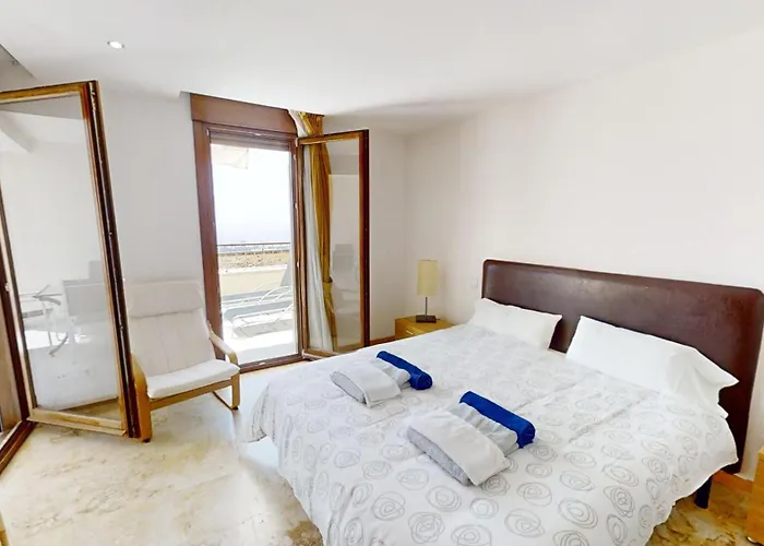 Apartmán Fine Duplex With Stunning Sea Views Marbella