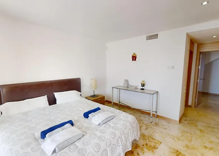 Apartmán Fine Duplex With Stunning Sea Views